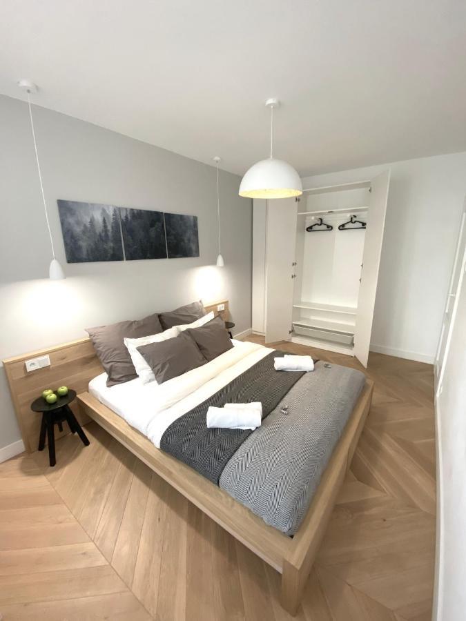 Mycherry - Old Town Apartment - Wiezienna 21C Wroclaw Bagian luar foto
