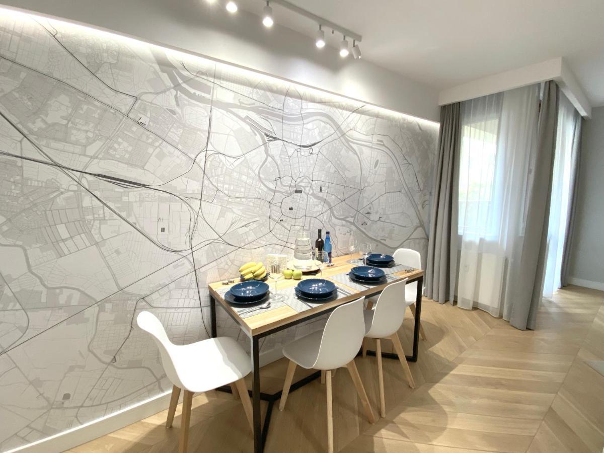 Mycherry - Old Town Apartment - Wiezienna 21C Wroclaw Bagian luar foto